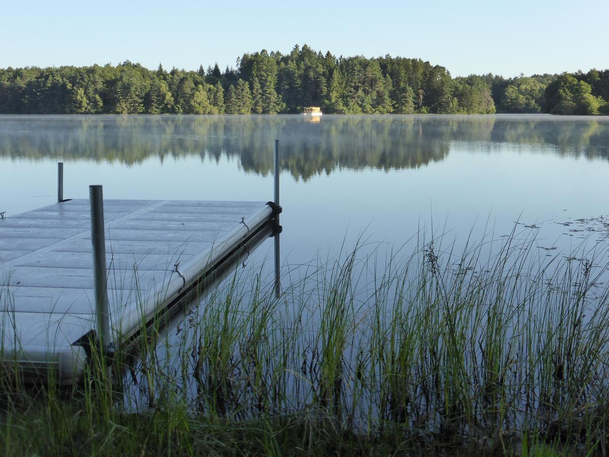 Les Etangs De Taysse Hotell Espagnac Eksteriør bilde